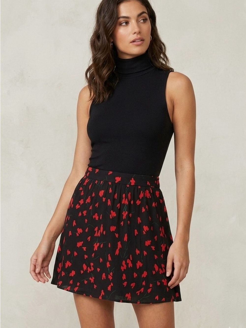 DYNAMITE Floral Mini Skirt Black Red Size M